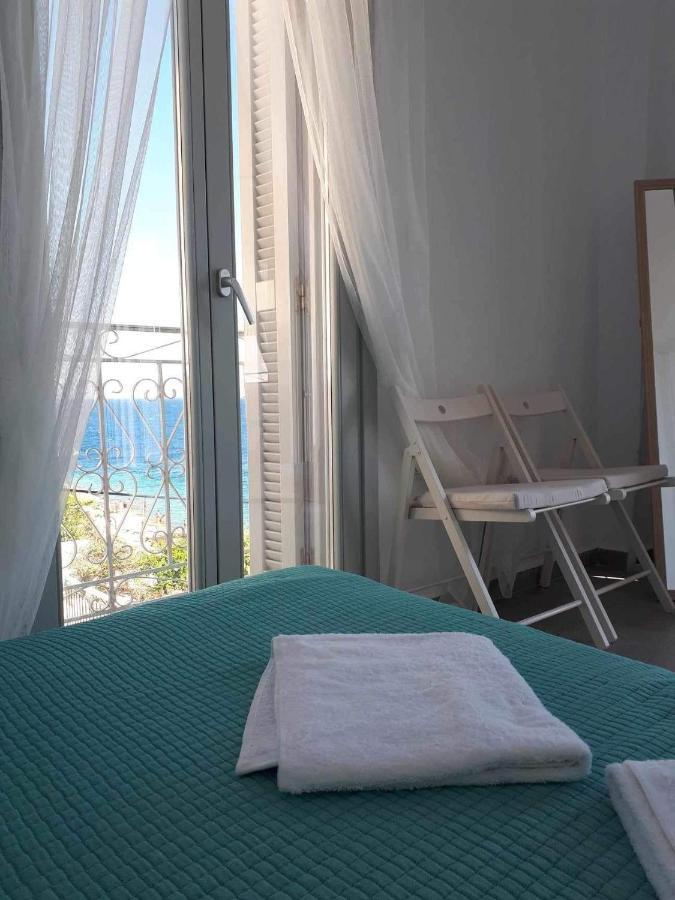 Seaside Serenade 1, Suite Ermoupoli Dış mekan fotoğraf