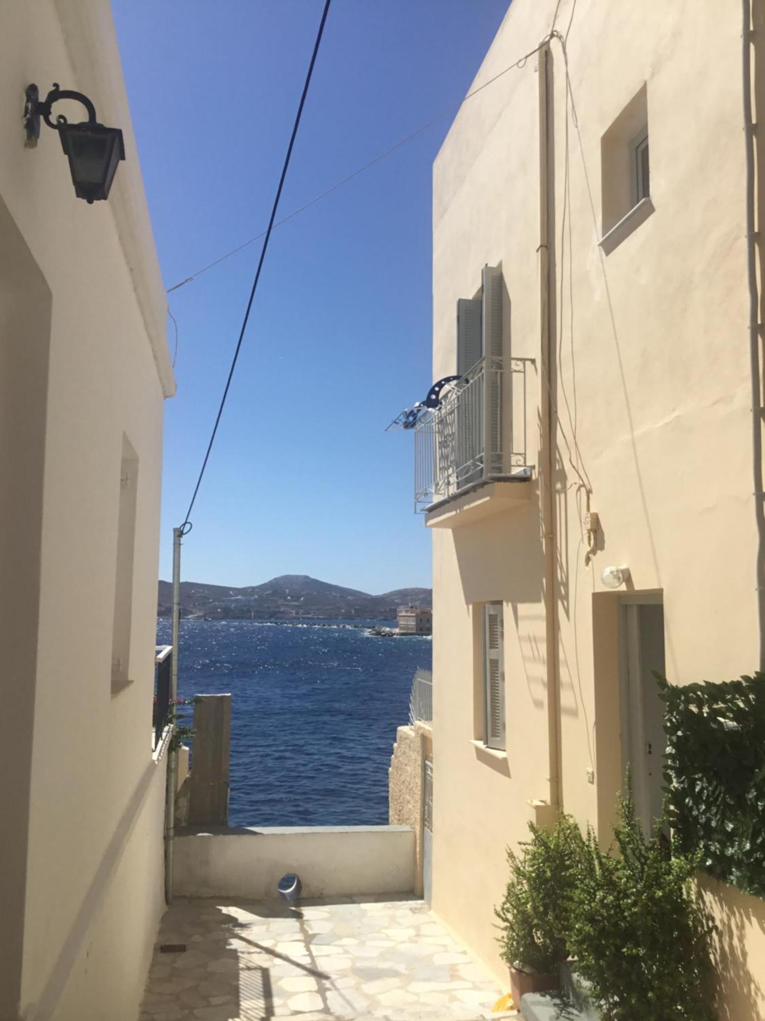 Seaside Serenade 1, Suite Ermoupoli Dış mekan fotoğraf